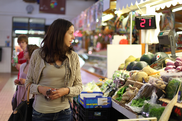 Spanish student visiting the Denia market