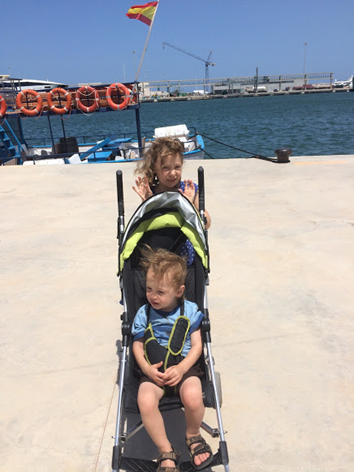 children in denia's port