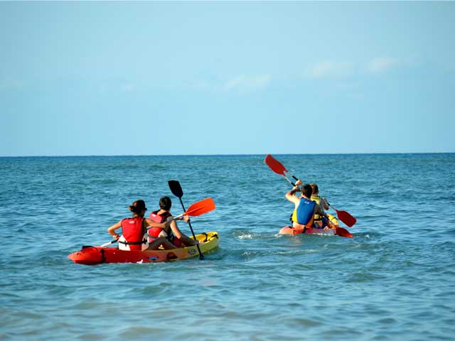 Students in Denia doing kayaking