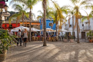 learn spanish abroad Square in Denia where you can learn Spanish abroad