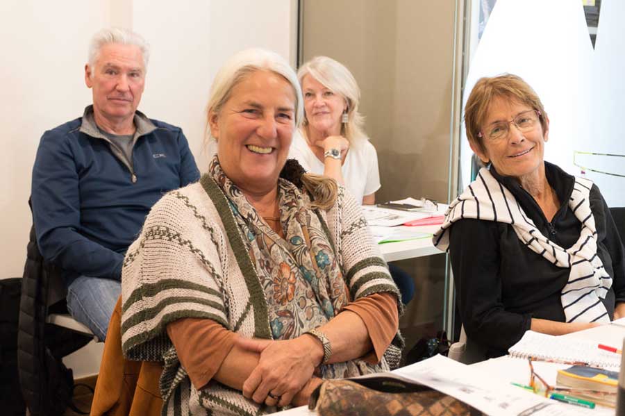 4 adults in a class of Spanish in Denia