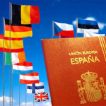 Passaporto spagnolo con varie bandiere di sfondo