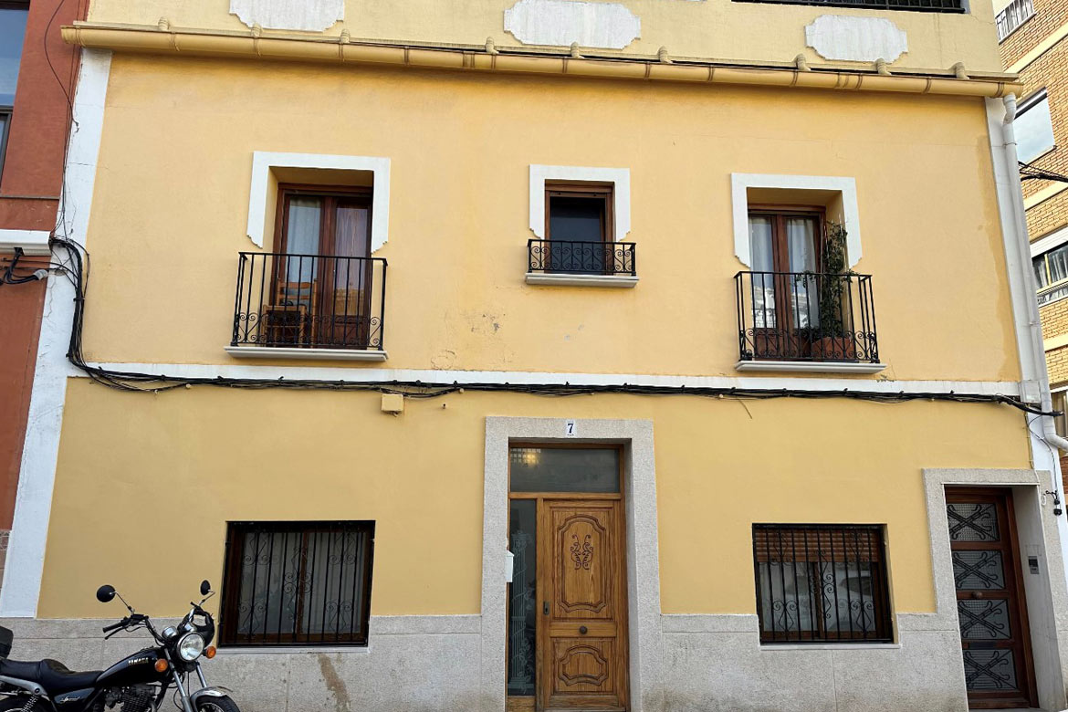 Sharedhouse for students' facade