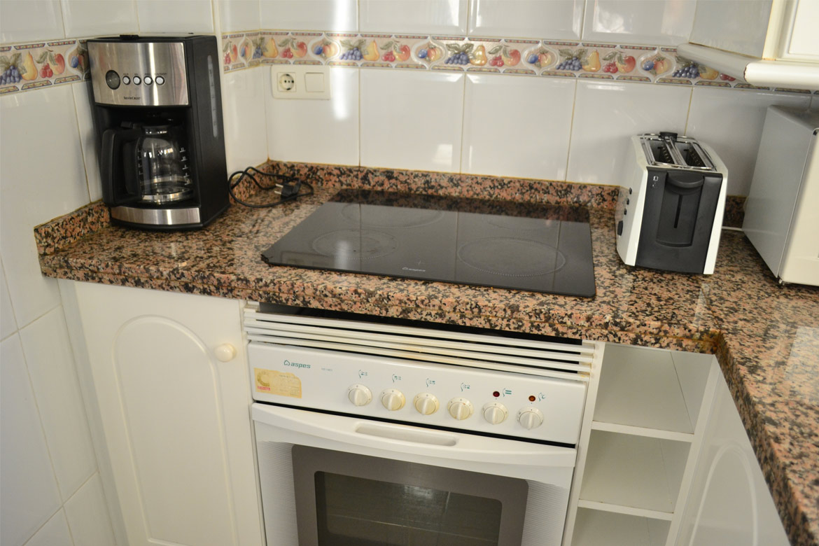 Kitchen of the beach apartment in Denia