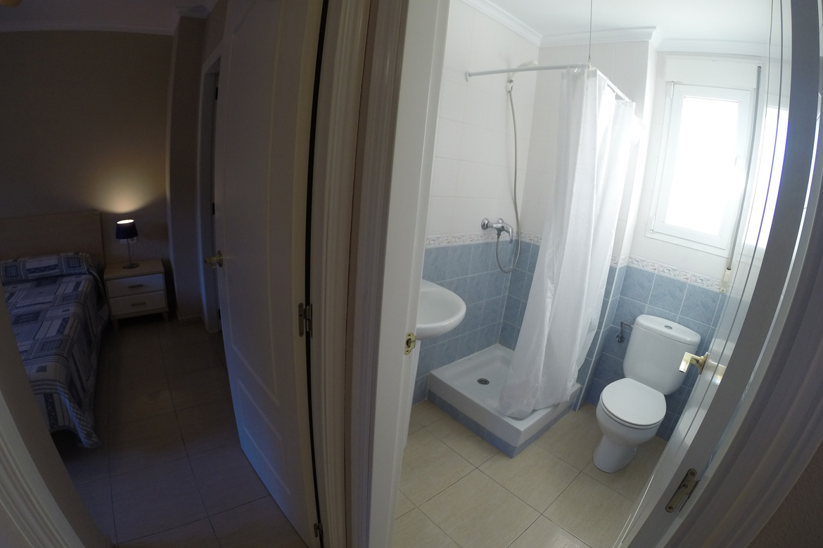 Bathroom of the beach apartment in Denia