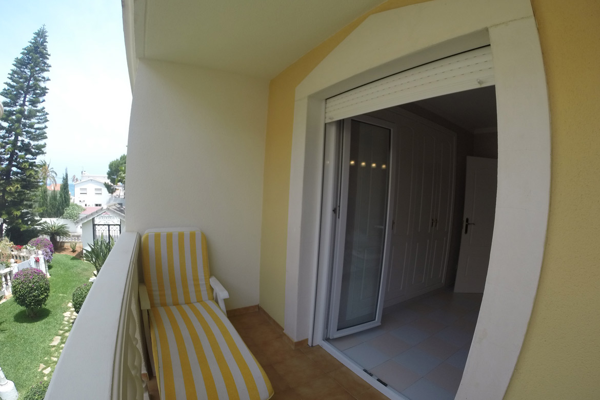 Balcony of Marina Azul beach apartment in Denia