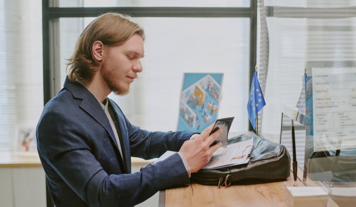 Student renewing visa in Spain while studying Spanish in Dénia